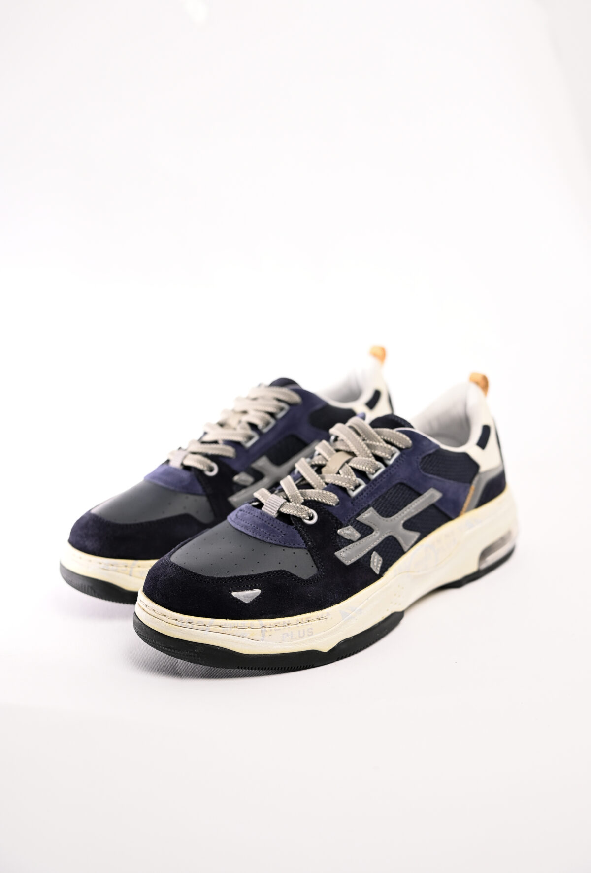 Premiata Кросівки комбіновані Drake