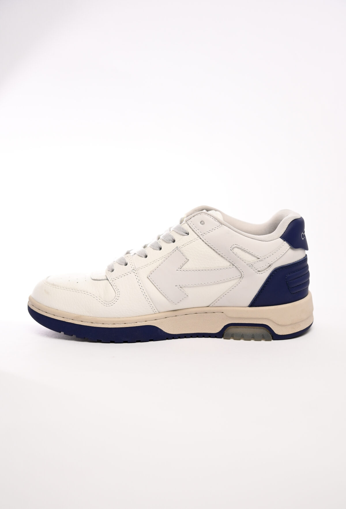 Off-White Шкіряні кросівки Out Of Office OMIA189F23LEA005